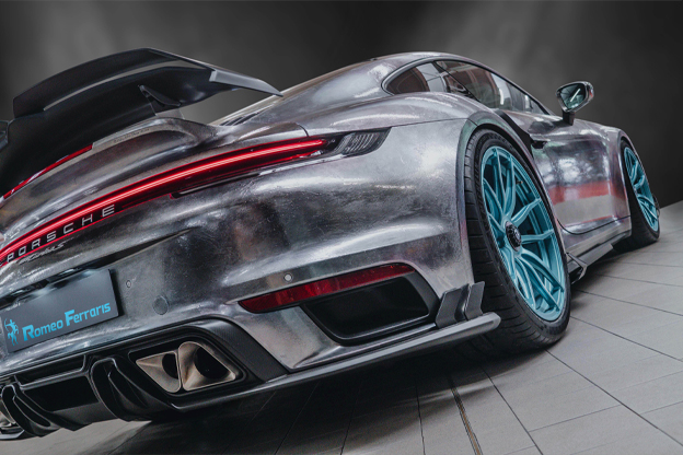 Romeo Ferraris Sponsor Tile